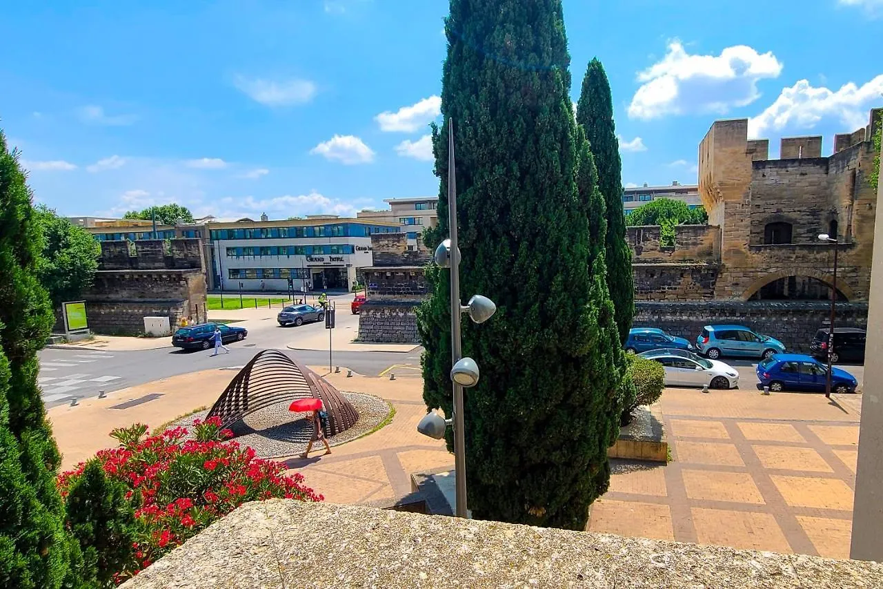 Regard Sur Les Remparts - Terrasse & Parking Apartment Avignon 0*,  France