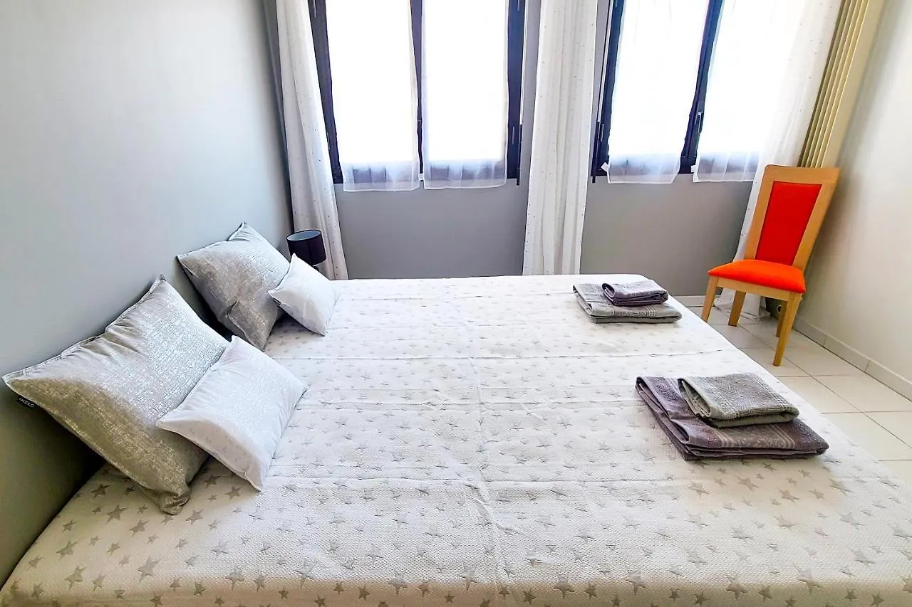 Regard Sur Les Remparts - Terrasse & Parking Apartment Avignon