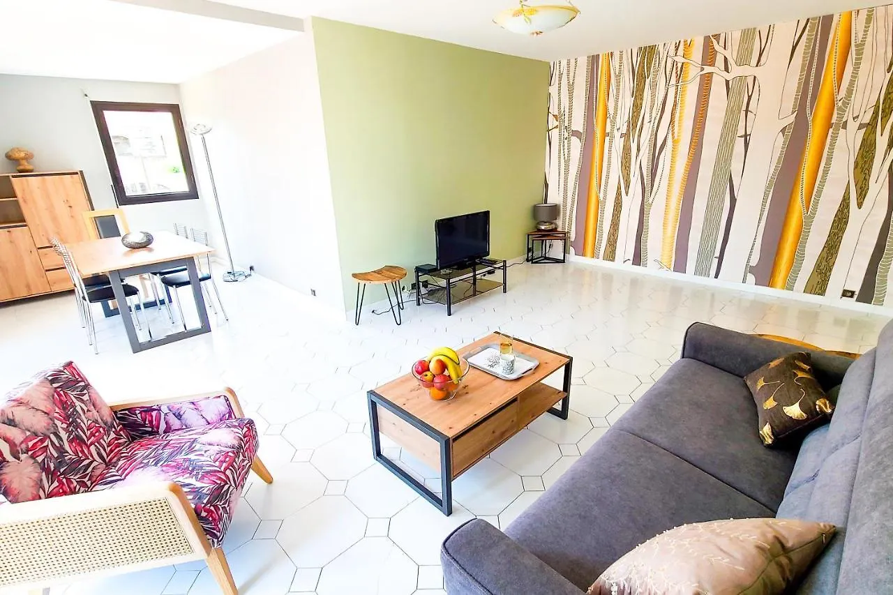 Regard Sur Les Remparts - Terrasse & Parking Apartment Avignon