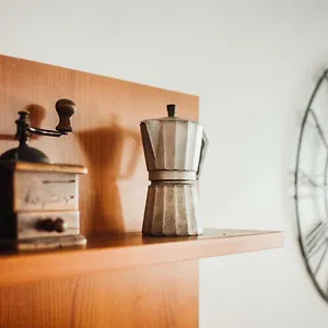 https://le-white-flat-exceptionnel-proche-lac.hotels-rhonealpes.com